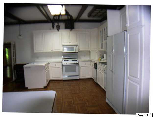 612 Wiggins Spring Road Vesuvius, VA 24483 - Photo 5 of 19 Gallery Image 5