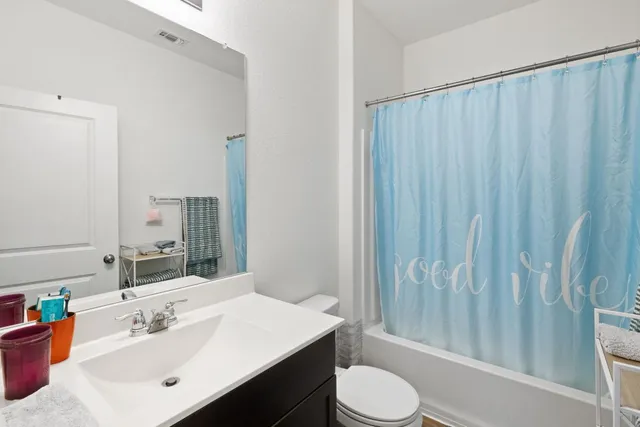 $2,100 | 7116 Spirit Hill Road, Austin, TX 78744