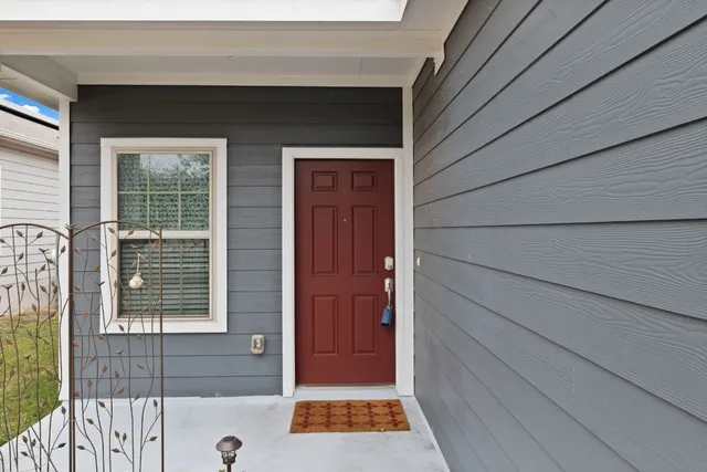 $2,100 | 7116 Spirit Hill Road, Austin, TX 78744