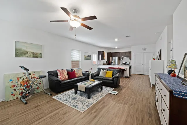 $2,100 | 7116 Spirit Hill Road, Austin, TX 78744