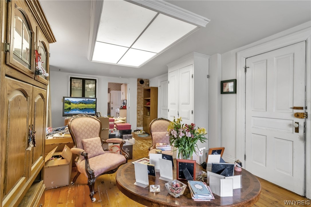 84 South Forest Road Amherst, NY 14221 - Photo 11 of 32