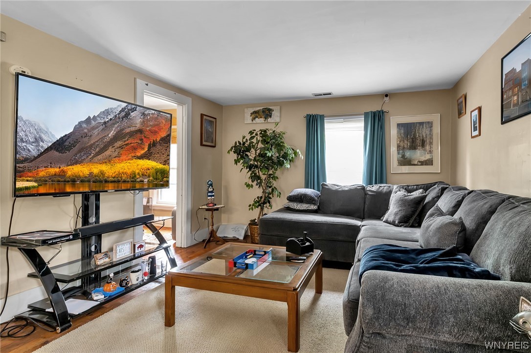 84 South Forest Road Amherst, NY 14221 - Photo 23 of 32