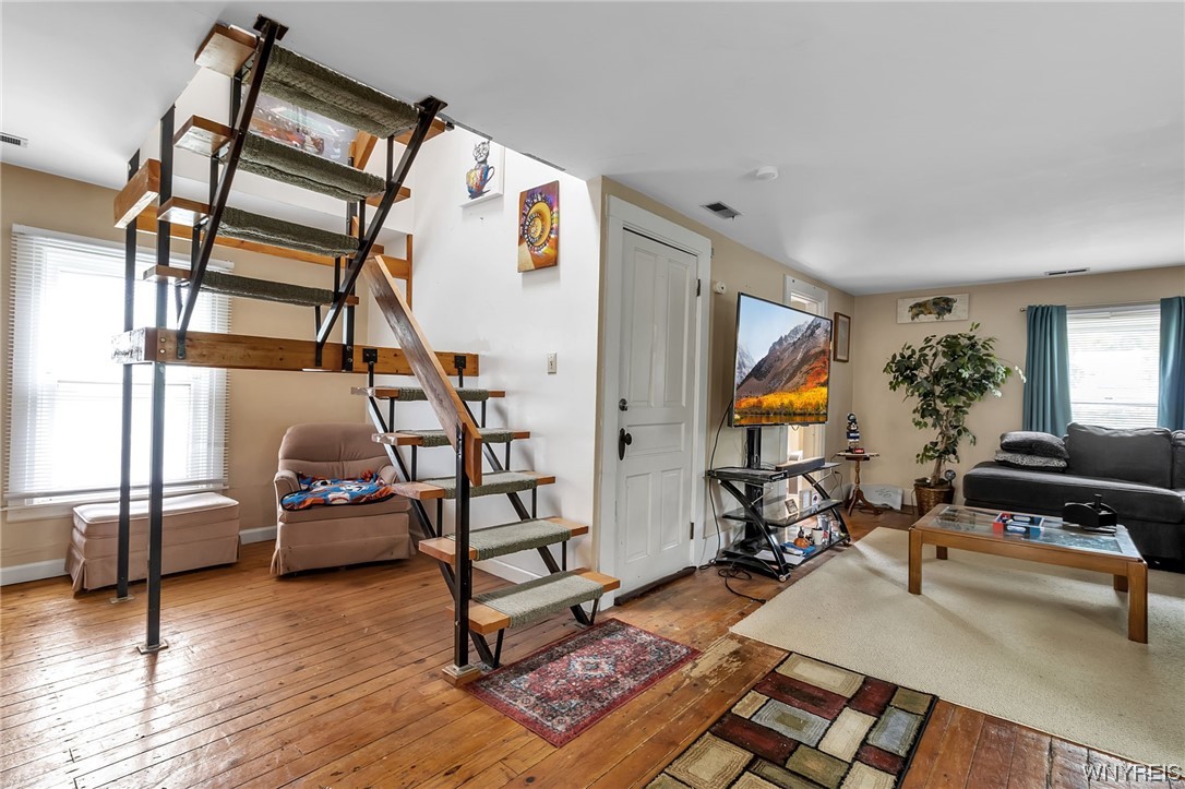 84 South Forest Road Amherst, NY 14221 - Photo 25 of 32