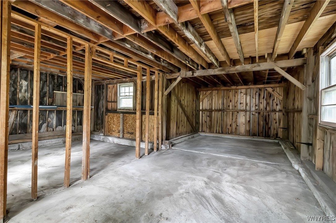 84 South Forest Road Amherst, NY 14221 - Photo 7 of 32