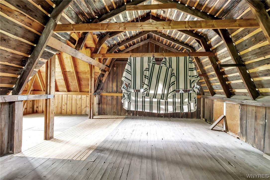 84 South Forest Road Amherst, NY 14221 - Photo 9 of 32