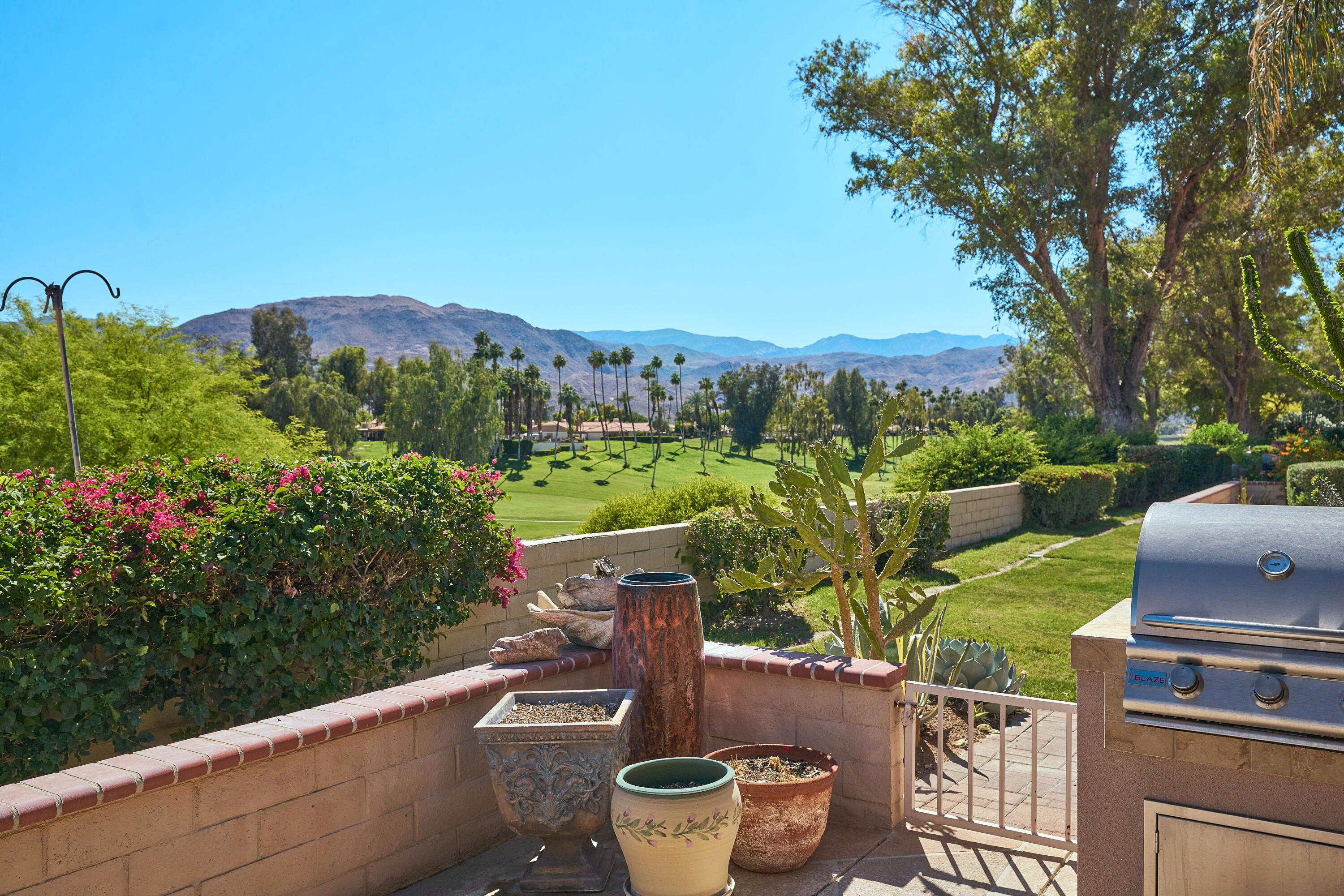 99 Conejo Circle Palm Desert, CA 92260 - Photo 5 of 31 DSC08365