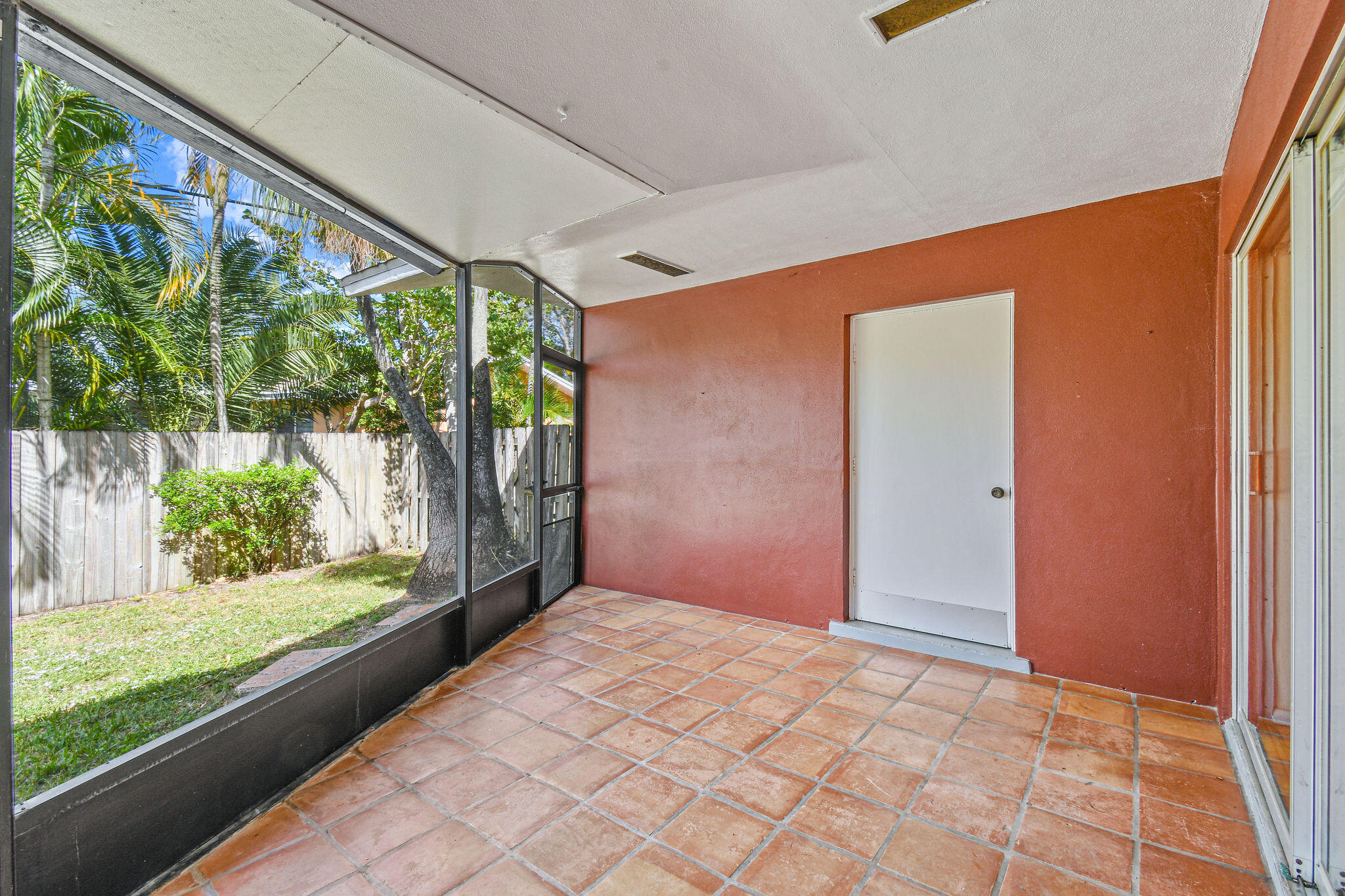 101 West Riverside Drive Jupiter, FL 33469 - Photo 23 of 41 101WRiversideDr_31