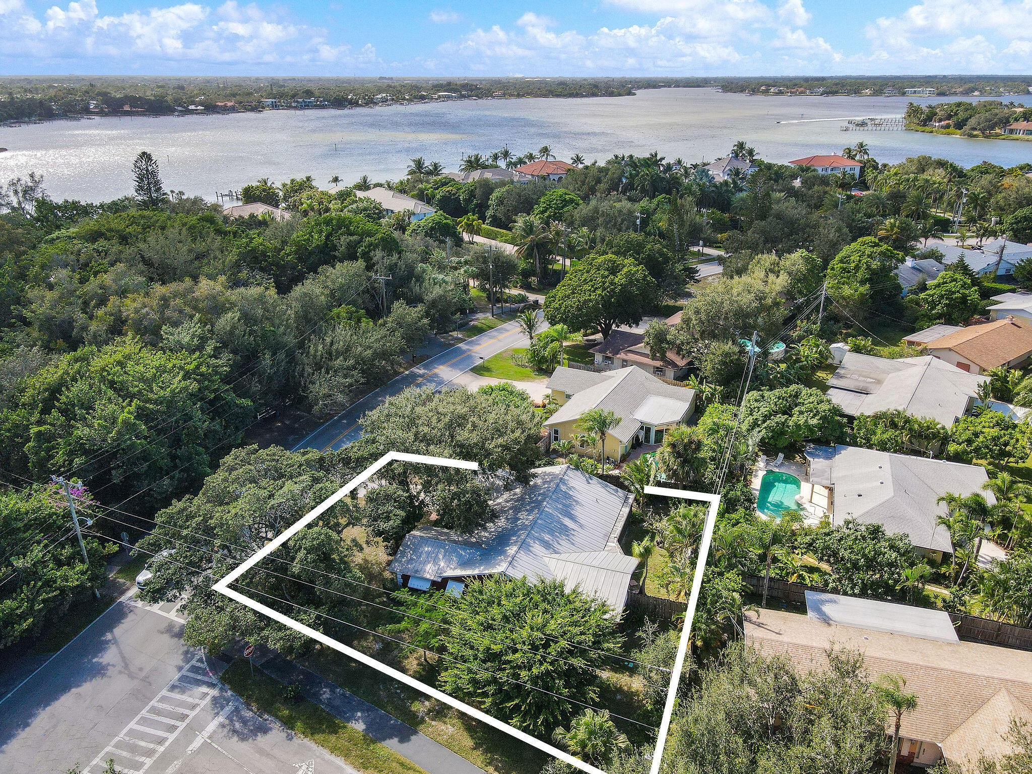 101 West Riverside Drive Jupiter, FL 33469 - Photo 31 of 41 101WRiversideDrAerials(1)a