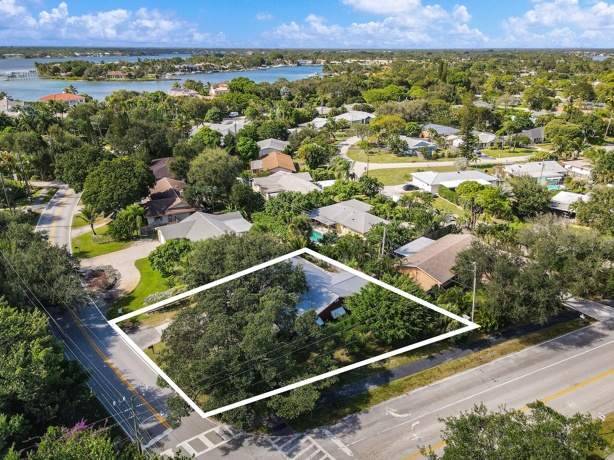 101 West Riverside Drive Jupiter, FL 33469 - Photo 33 of 41 101WRiversideDrAerials(3)a