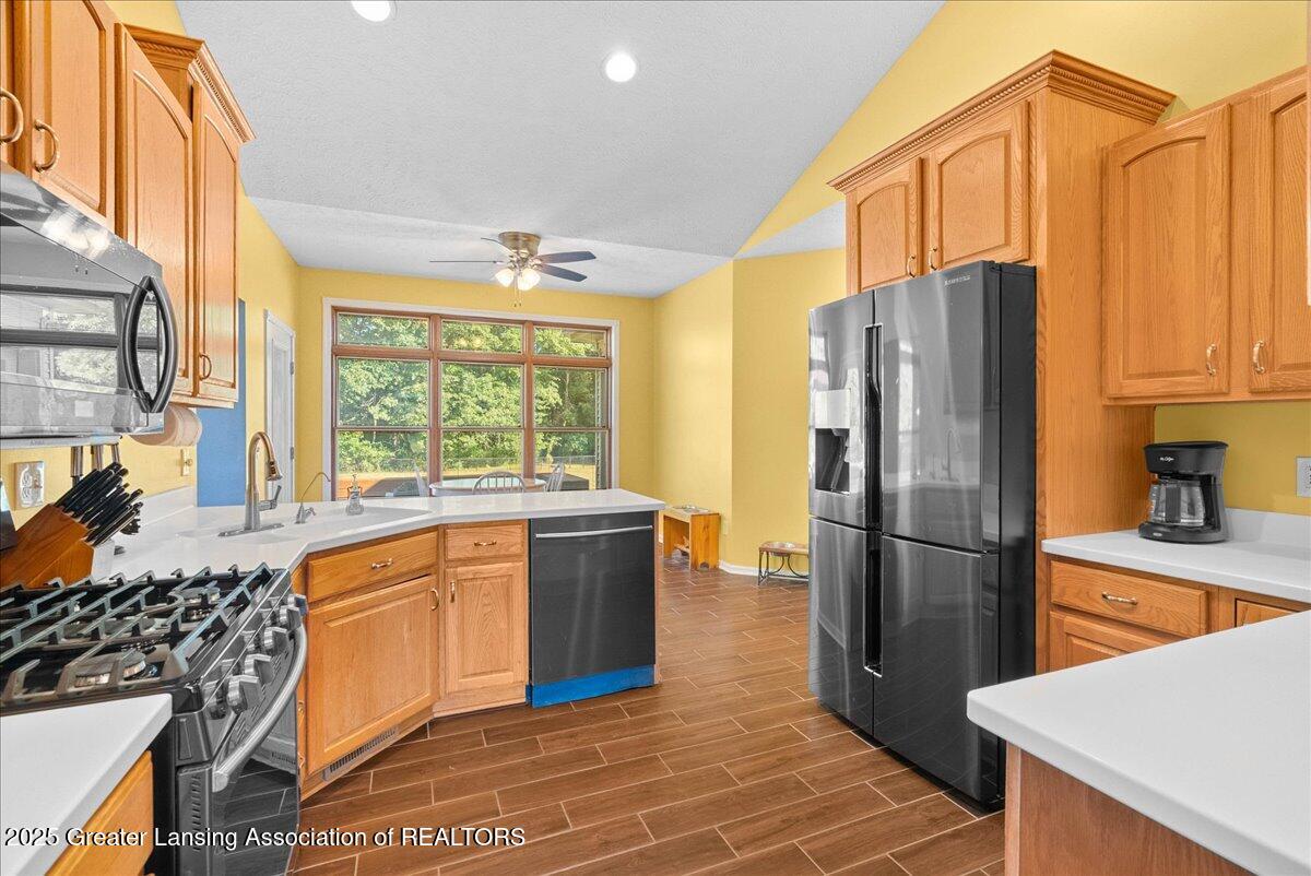 6290 Quail Ridge Lane Dimondale, MI 48821 - Photo 25 of 52 24-Media Jett-14