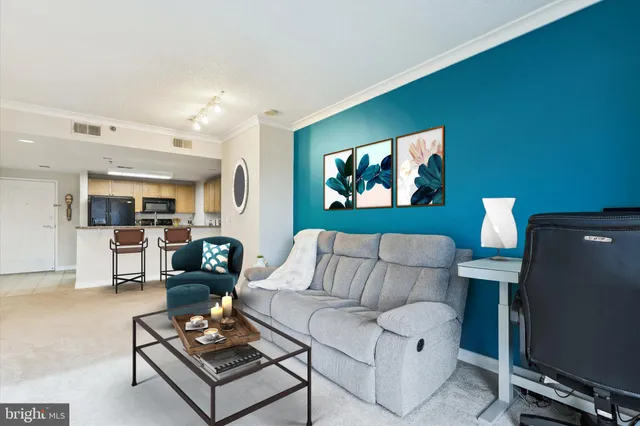 $299,990 | 777 7th Street Northwest, Unit 804, Washington, DC 20001