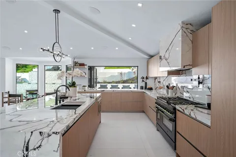 $4,495,000 | 32346 Phantom Drive, Rancho Palos Verdes, CA 90275