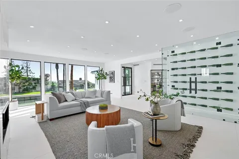 $4,495,000 | 32346 Phantom Drive, Rancho Palos Verdes, CA 90275