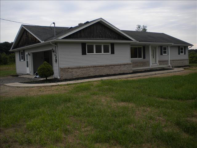 4829 Rauch Road Petersburg, MI 49270 - Photo 1 of 11 20366444.JPG