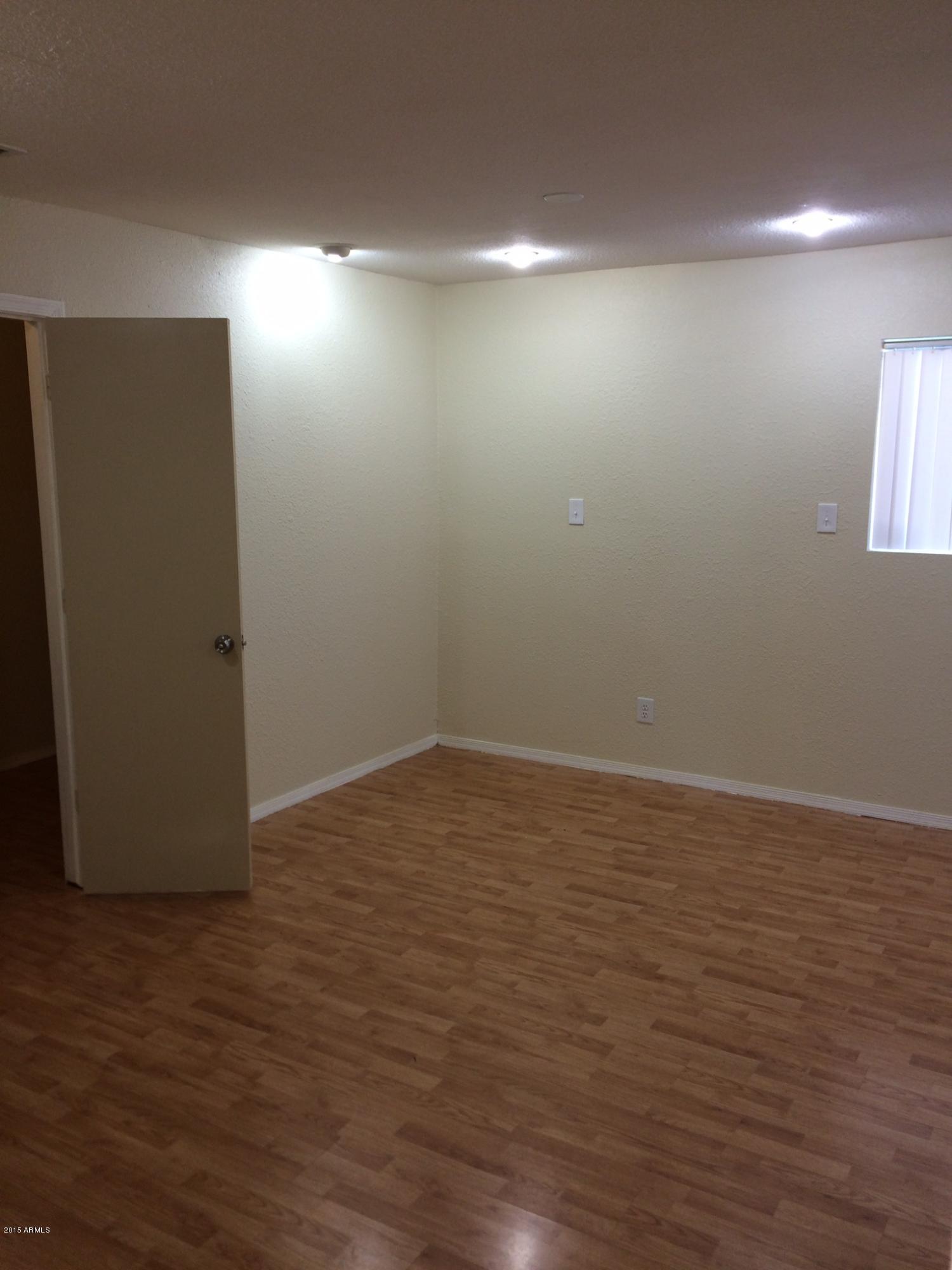 3434 West Cactus Road Phoenix, AZ 85029 - Photo 8 of 19 bedroom 3+