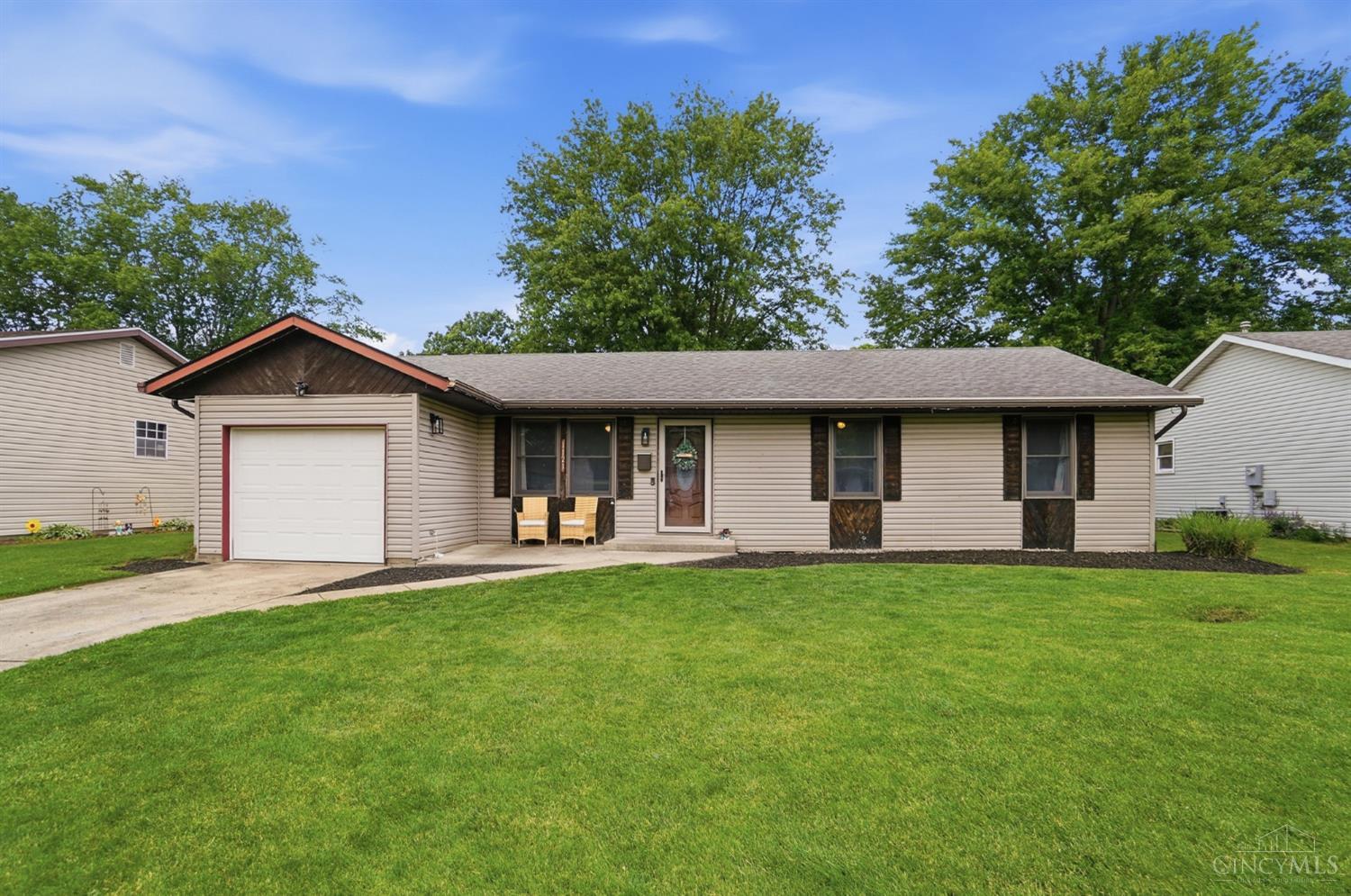 1121 Linhof Road Wilmington, OH 45177 - Photo 2 of 50