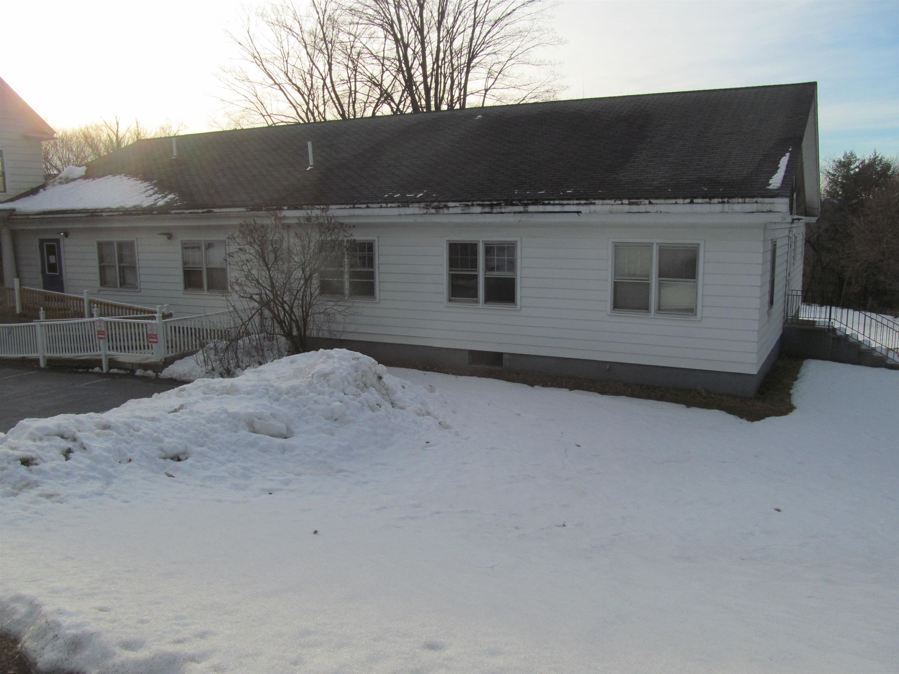 365 Summer Street Springfield, VT 05156 - Photo 4 of 32