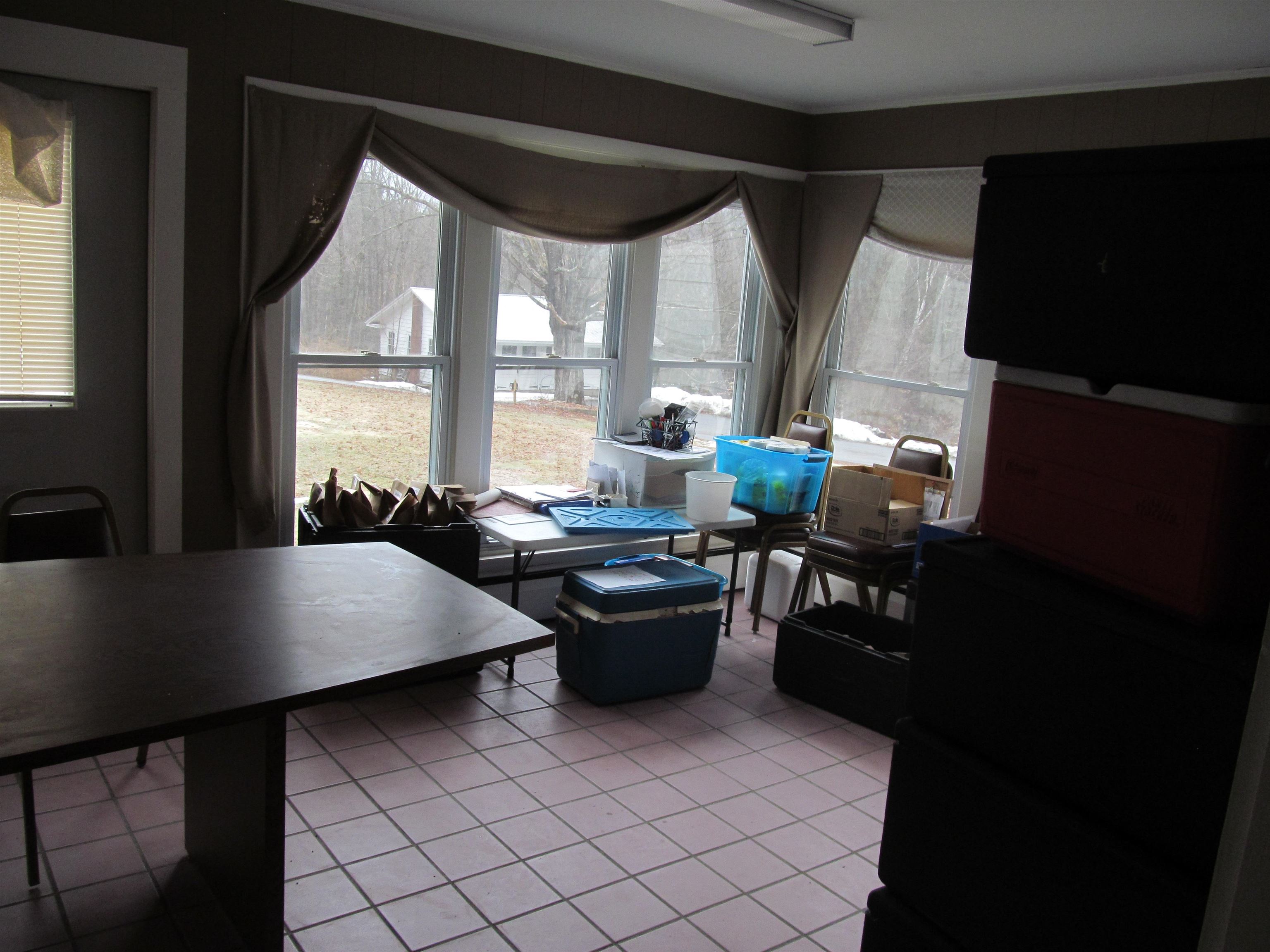 365 Summer Street Springfield, VT 05156 - Photo 6 of 32