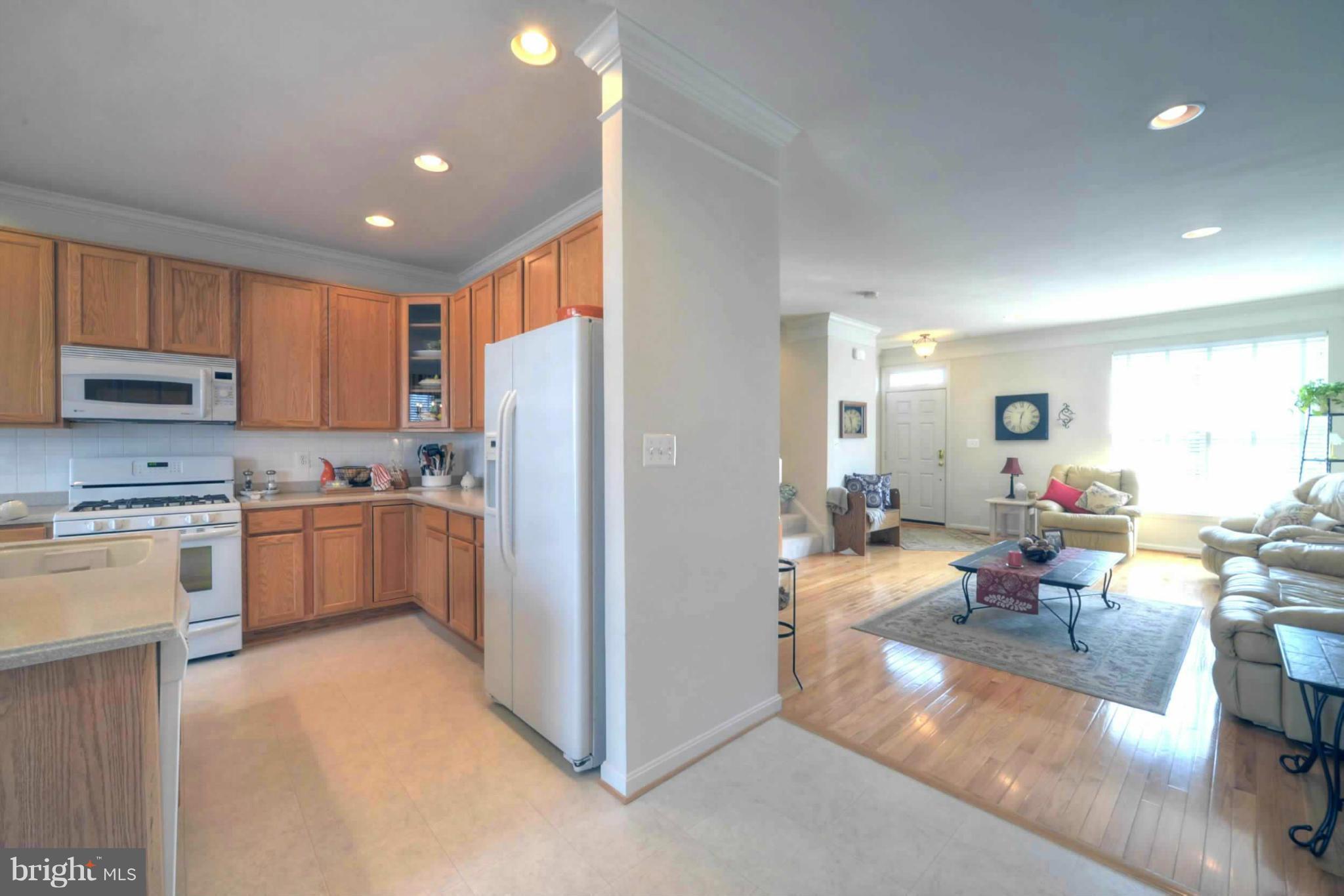 9075 Ribbon Falls Loop Bristow, VA 20136 - Photo 11 of 26 Kitchen