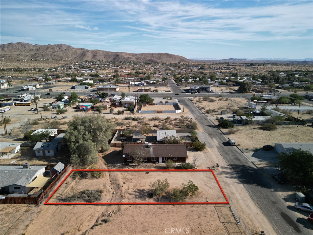 61998 El Reposo Circle Joshua Tree, CA 92252 - Photo 7 of 20 a view of a city