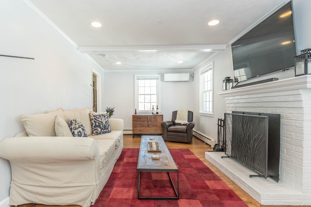 52 Country Club Road Dedham, MA 02026 - Photo 7 of 20 Gallery Image 7