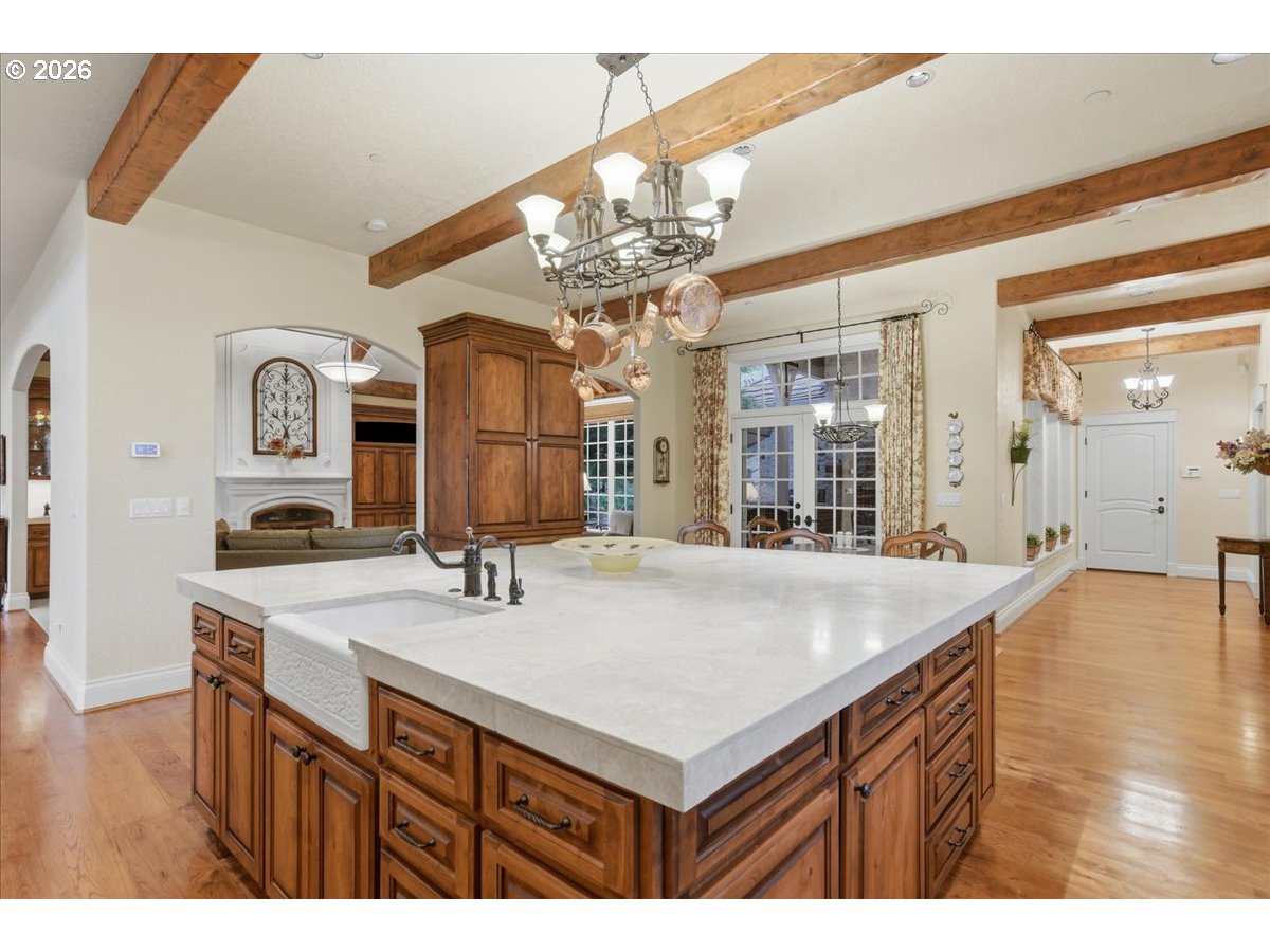 5807 Northwest El Rey Drive Camas, WA 98607 - Photo 15 of 48 Kitchen