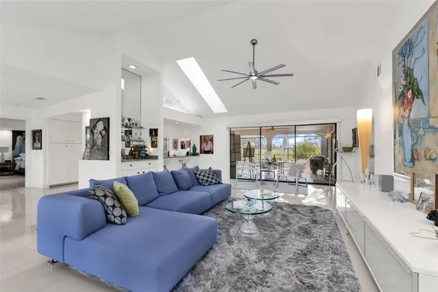 $549,000 | 11903 Southwest Kingsway Circle, Lake Suzy, FL 34269