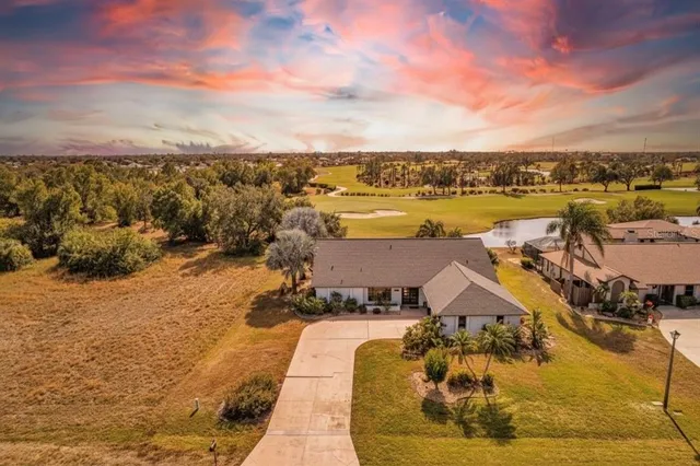 $549,000 | 11903 Southwest Kingsway Circle, Lake Suzy, FL 34269