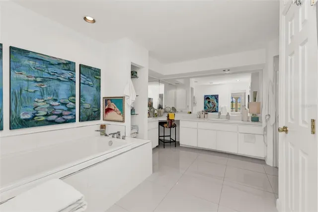 $549,000 | 11903 Southwest Kingsway Circle, Lake Suzy, FL 34269