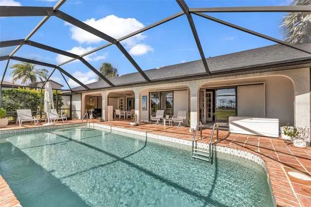 $549,000 | 11903 Southwest Kingsway Circle, Lake Suzy, FL 34269