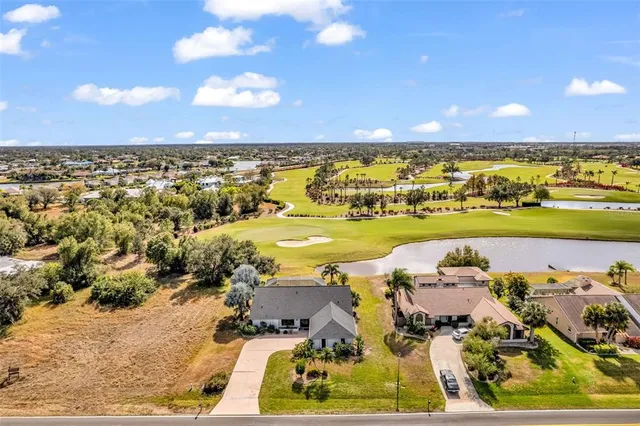 $549,000 | 11903 Southwest Kingsway Circle, Lake Suzy, FL 34269