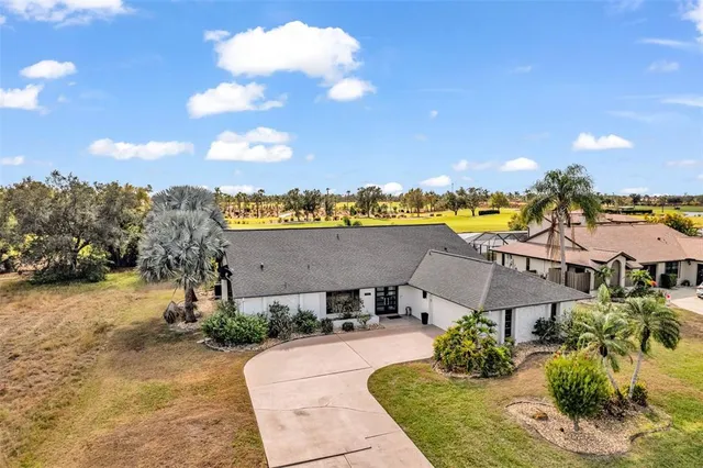 $549,000 | 11903 Southwest Kingsway Circle, Lake Suzy, FL 34269