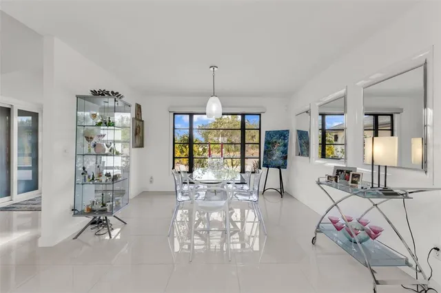 $549,000 | 11903 Southwest Kingsway Circle, Lake Suzy, FL 34269