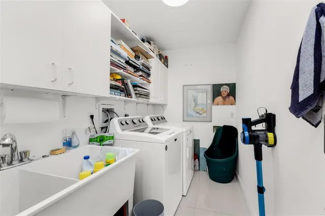 $549,000 | 11903 Southwest Kingsway Circle, Lake Suzy, FL 34269