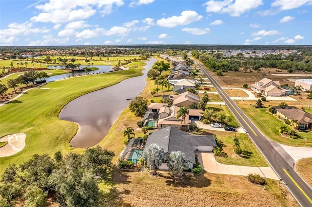 $549,000 | 11903 Southwest Kingsway Circle, Lake Suzy, FL 34269