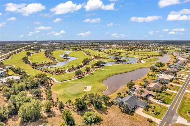 $549,000 | 11903 Southwest Kingsway Circle, Lake Suzy, FL 34269