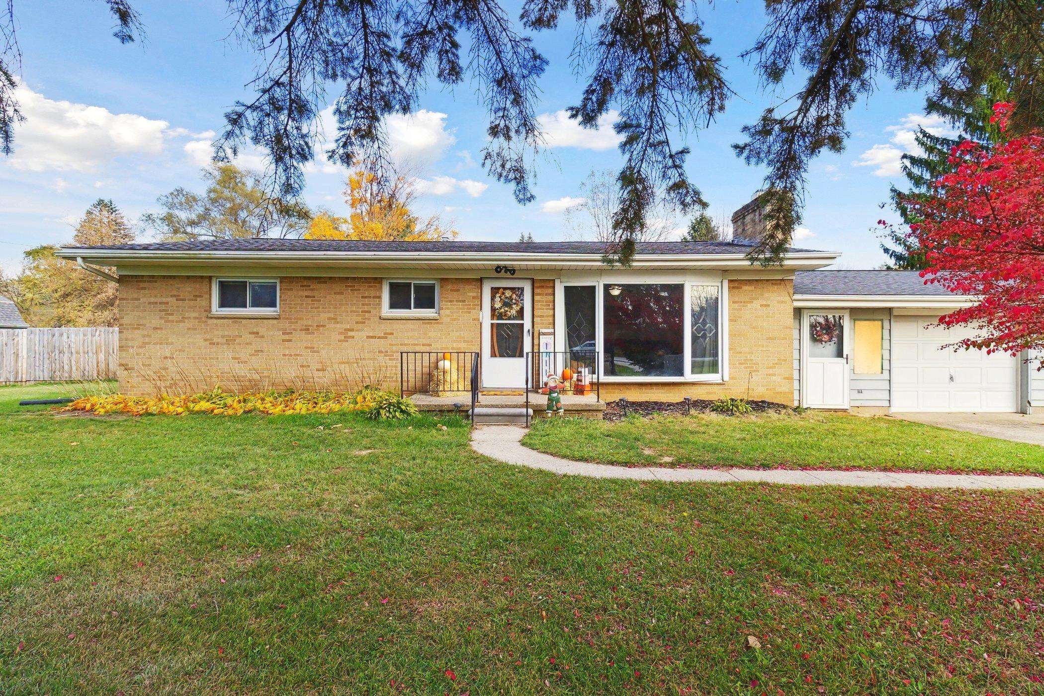 4506 North Irish Road Davison, MI 48423 - Photo 3 of 40