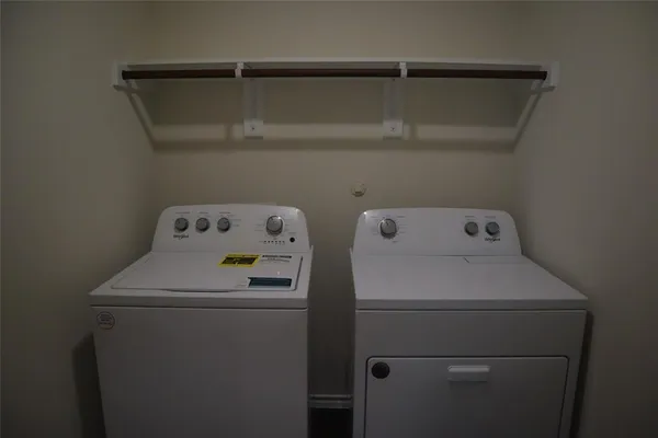 $2,249 | 3025 Zinnia Street, Royse City, TX 75189