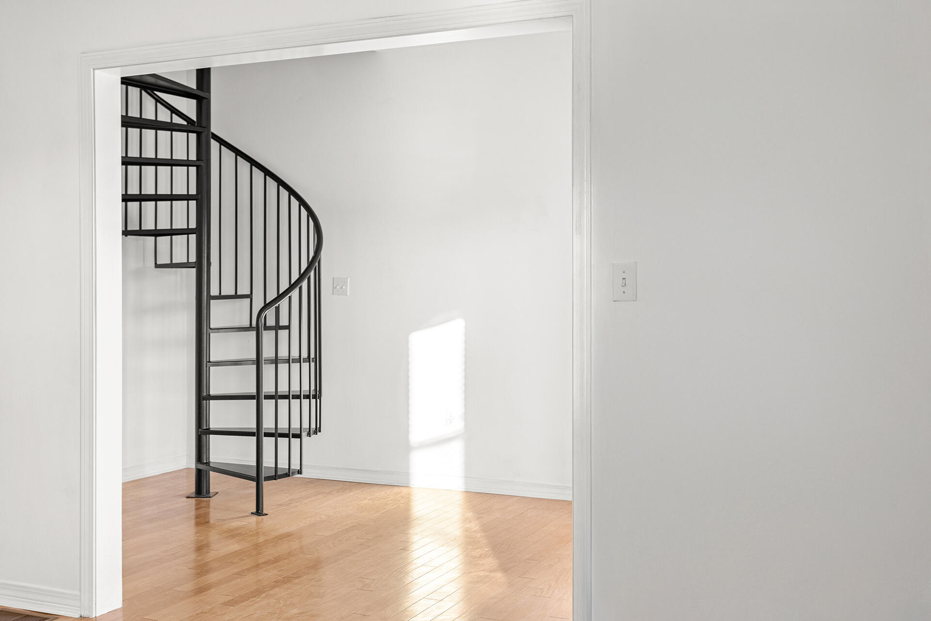 4460 Clipper Cove Destin, FL 32541 - Photo 29 of 37 a view of entryway with wooden floor