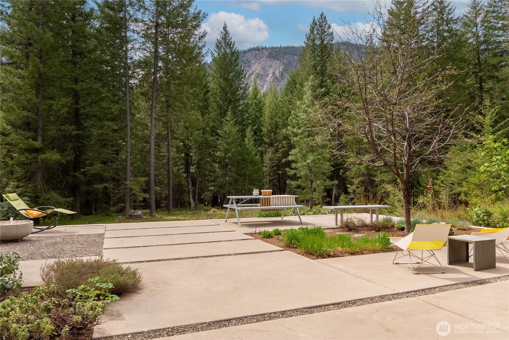 589 Lost River Road Mazama, WA 98833 - Photo 10 of 40 Gallery Image 10