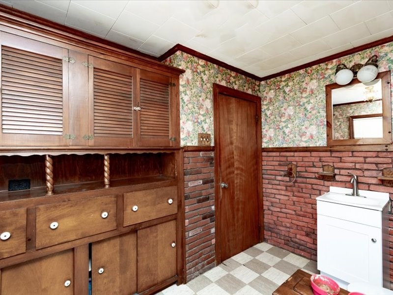 11 Jacques Street Lowell, MA 01850 - Photo 18 of 30