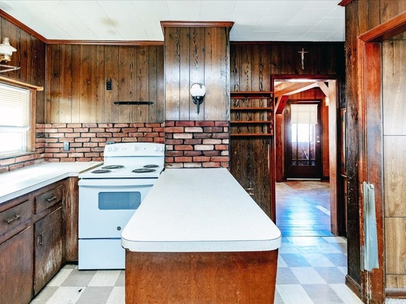 11 Jacques Street Lowell, MA 01850 - Photo 8 of 30