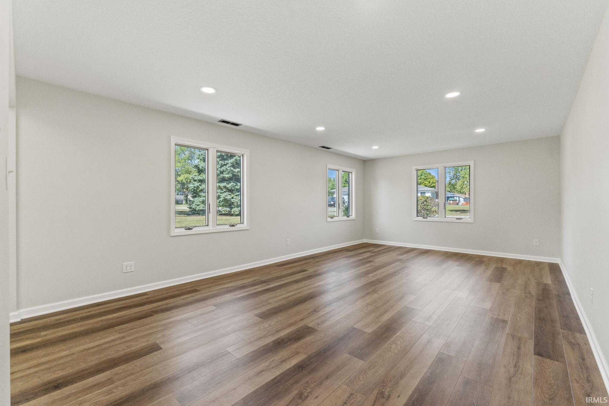 4211 Rurode Lane Fort Wayne, IN 46809 - Photo 30 of 36 Gallery Image 30