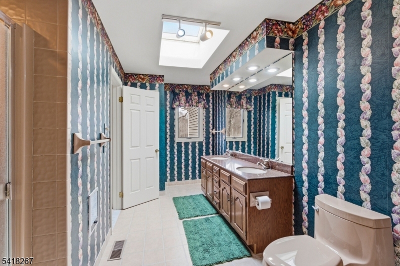 25 Stone Row Lane Oak Ridge, NJ 07438 - Photo 21 of 27