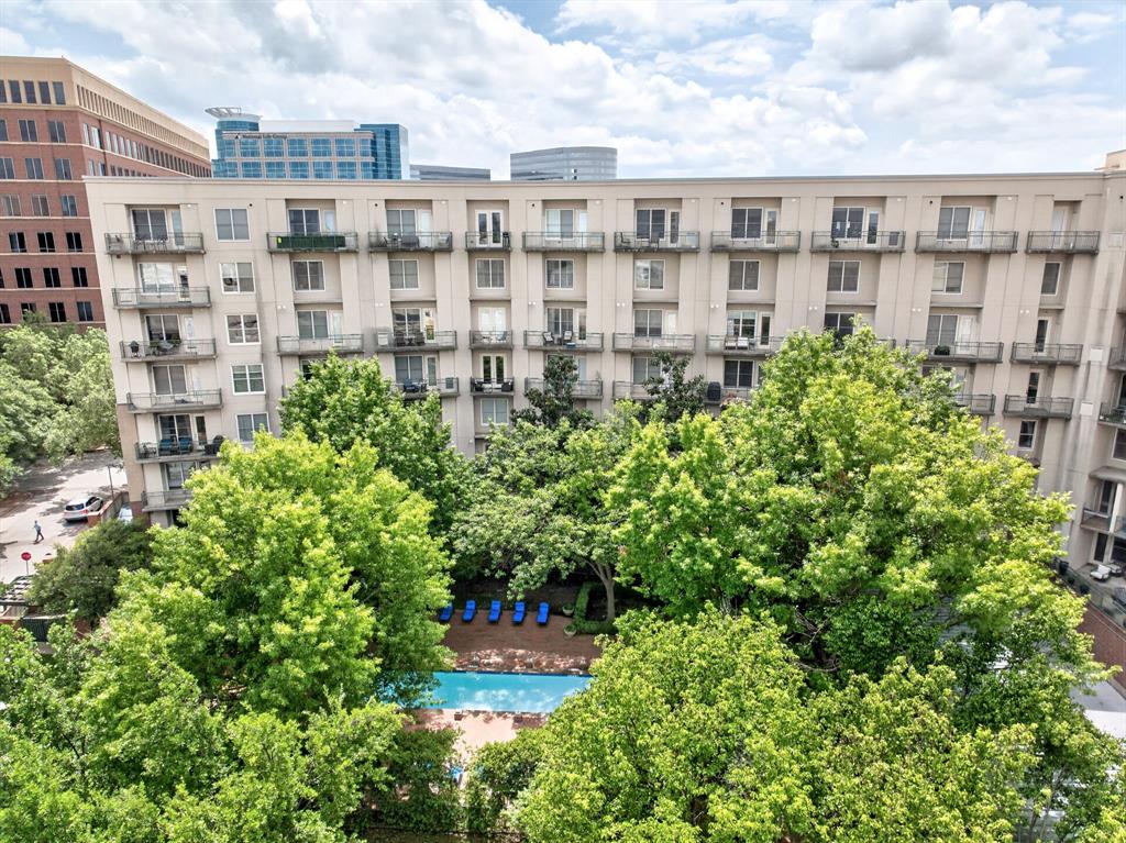 5055 Addison Circle, Unit 426 Addison, TX 75001 - Photo 37 of 38