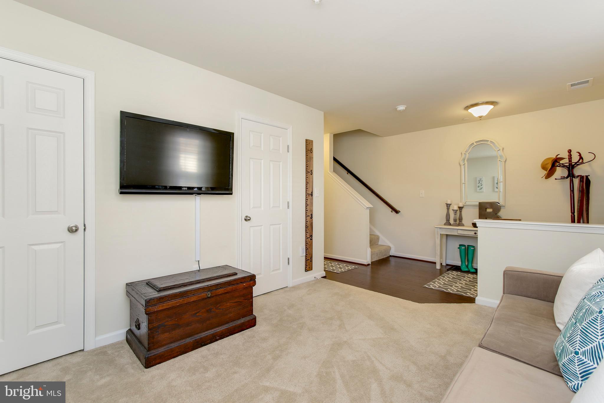 6259 Ritter Drive Frederick, MD 21703 - Photo 7 of 46 Gallery Image 7