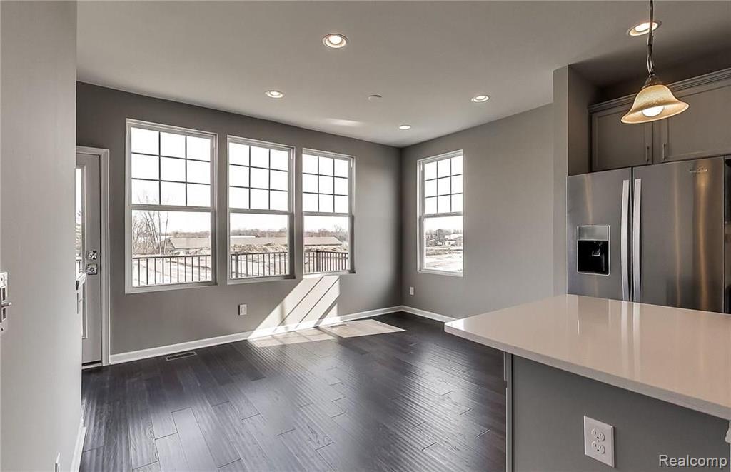 2678 Helmsdale Circle Rochester Hills, MI 48307 - Photo 14 of 26