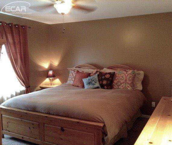 6380 Woodbrook Road Linden, MI 48451 - Photo 19 of 40 20452877-18.JPG