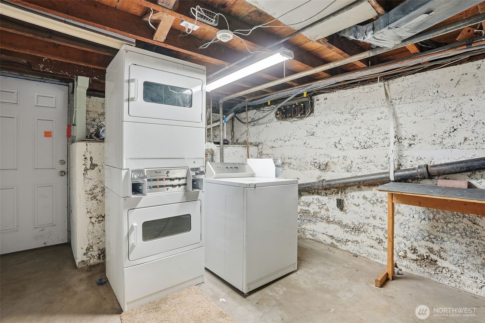 1704 North Ash Street Spokane, WA 99205 - Photo 16 of 23 a utility room with dryer and washer
