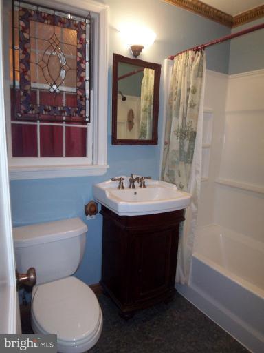 3013 Findley Road Kensington, MD 20895 - Photo 18 of 27 Bath
